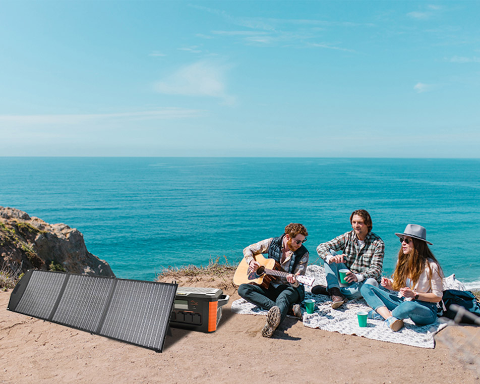 Sungold new portable solar panel powers you up on the go